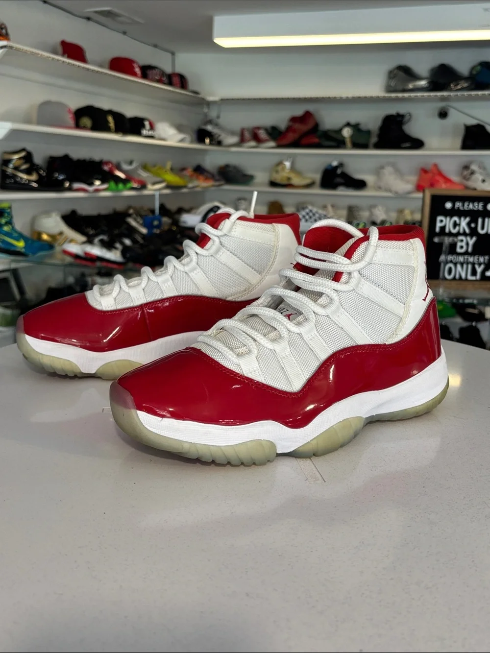 Air Jordan 11 Retro Cherry Mens 8.5